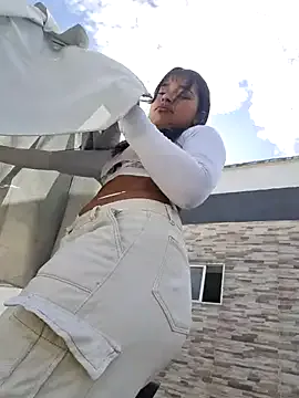 Hahaha_ha2 – webcam model profile photo Image 2