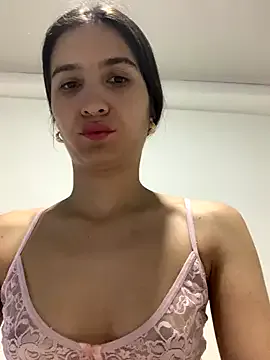 QuietNicole – webcam model profile photo Image 3