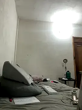 hotcoupleee2020 – webcam model profile photo Image 3