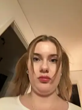 AyreenMoore – webcam model profile photo Image 19