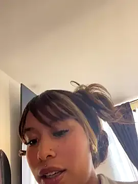 hot_wife_35 – webcam model profile photo Image 14