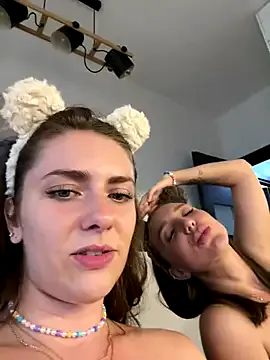 Pinkypupa-Love – webcam model profile photo Image 4