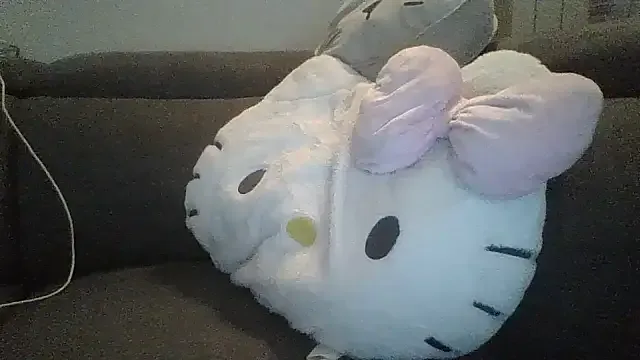 XX125216 – webcam model profile photo Image 5