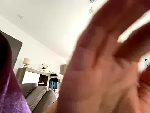 jacques_season – webcam model profile photo Image 13