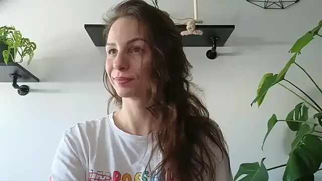 sladkoesolnishko – webcam model profile photo Image 13