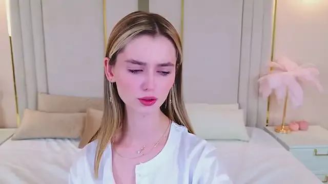 Victoria_Founta1n – webcam model profile photo Image 3