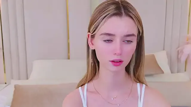 Victoria_Founta1n – webcam model profile photo Image 6