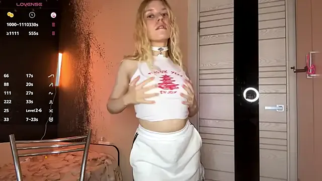 xinyu69 profile photo Image 12