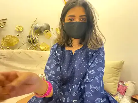 livvywinters – webcam model profile photo Image 14