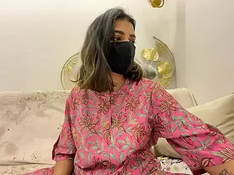 livvywinters – webcam model profile photo Image 4