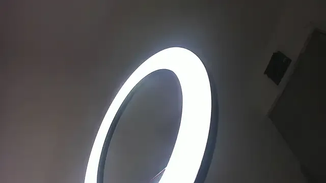 Rinamay_ – webcam model profile photo Image 4