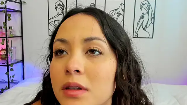 Timide_girl17 – webcam model profile photo Image 16