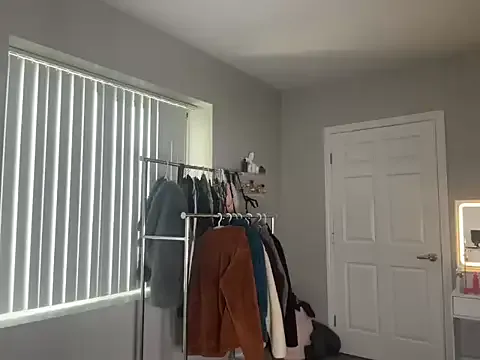 SonY_CaM – webcam model profile photo Image 14