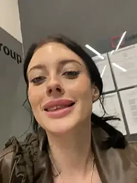 stargroup – webcam model profile photo Image 5