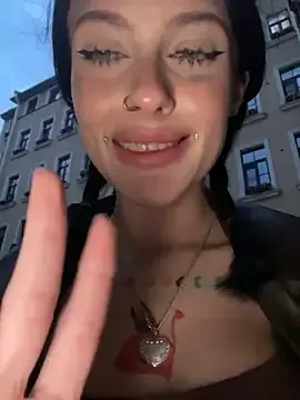 stargroup – webcam model profile photo Image 7