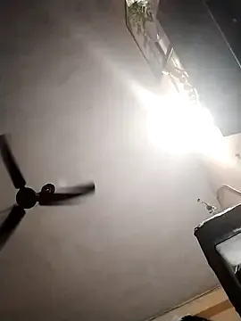 LuscousPussy – webcam model profile photo Image 6