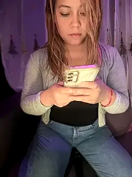 lola_tentatiion – webcam model profile photo Image 13