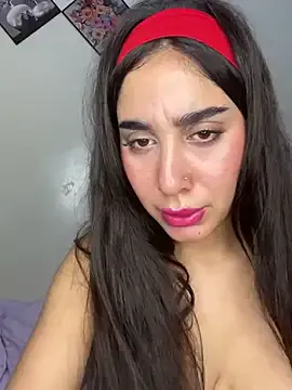 hoaarisa – webcam model profile photo Image 5