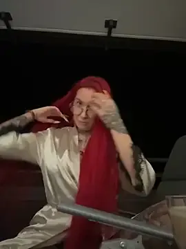 Playingsiblings – webcam model profile photo Image 12