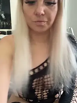 miss_diamond__ – webcam model profile photo Image 17