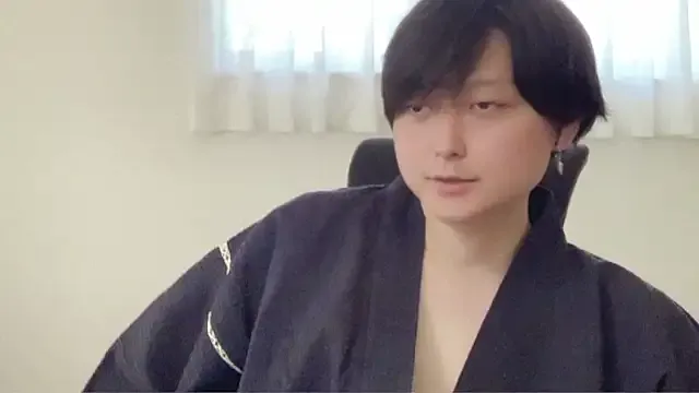 shine_chanel – webcam model profile photo Image 12