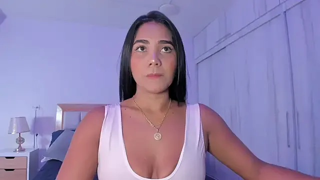 Sora_pasquale – webcam model profile photo Image 4