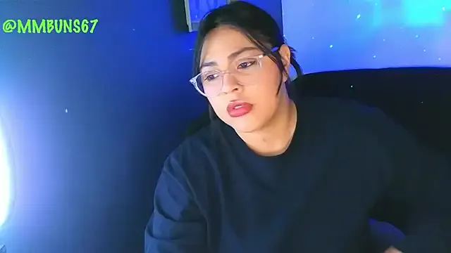 Nicoleevien – webcam model profile photo Image 16