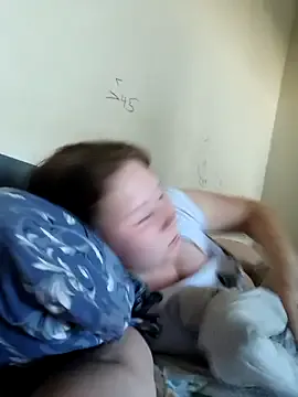 Start_party – webcam model profile photo Image 4