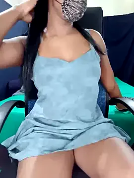 heavenngirlyy444 – webcam model profile photo Image 10