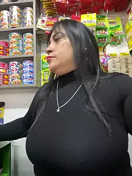 MichelleVibes18 profile photo Image 10