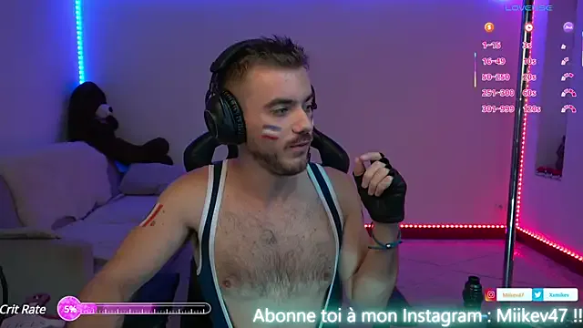 Ales_Kitten – webcam model profile photo Image 5