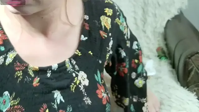 Almmaxxxx – webcam model profile photo Image 18