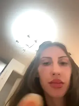 EmiliaCouple – webcam model profile photo Image 12