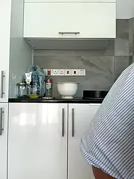 mikio_san – webcam model profile photo Image 11