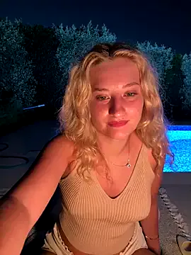 mikio_san – webcam model profile photo Image 3