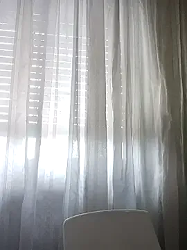 stefania_lerner – webcam model profile photo Image 3