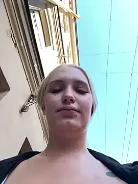 Humsafar-HDX-13 – webcam model profile photo Image 12