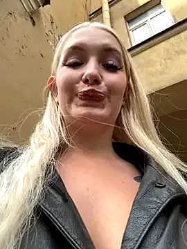 Humsafar-HDX-13 – webcam model profile photo Image 15