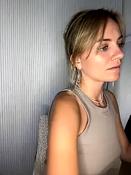 Sssonya – webcam model profile photo Image 11