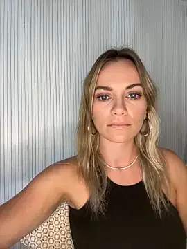 Sssonya – webcam model profile photo Image 13