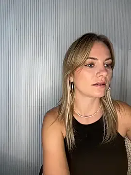 Sssonya – webcam model profile photo Image 15