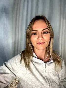 Sssonya – webcam model profile photo Image 18