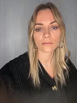 Sssonya – webcam model profile photo Image 19