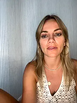 Sssonya – webcam model profile photo Image 9