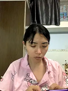 curvyflawless – webcam model profile photo Image 5