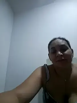 _mito_69 – webcam model profile photo Image 6