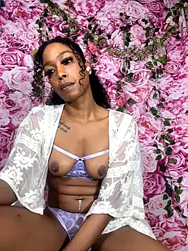 Gorisundari – webcam model profile photo Image 13