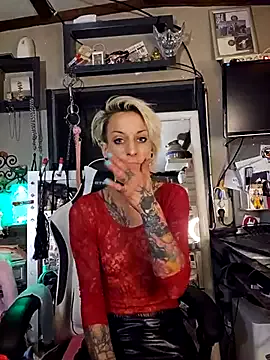 babyaylin – webcam model profile photo Image 14