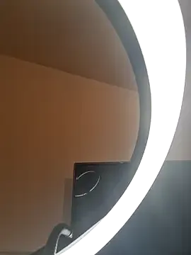 calehot98 – webcam model profile photo Image 16