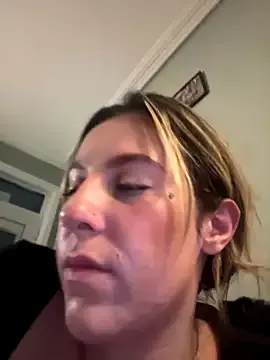 the_crazysex – webcam model profile photo Image 3